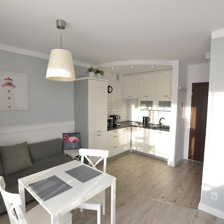 Darlowko Apartament Morski Екстериор снимка
