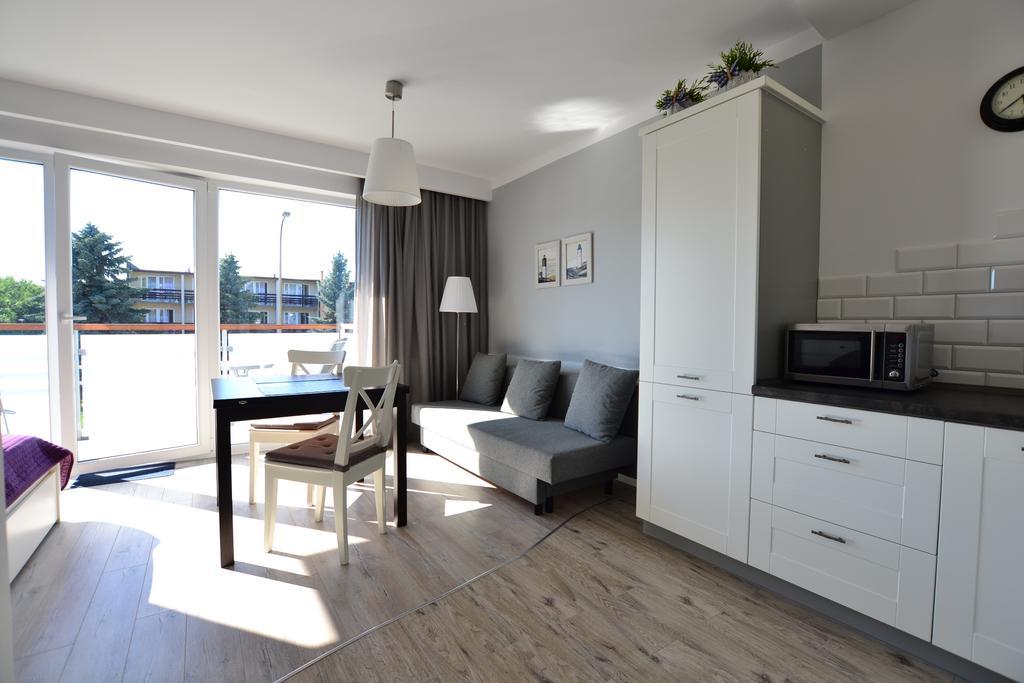 Darlowko Apartament Morski Екстериор снимка