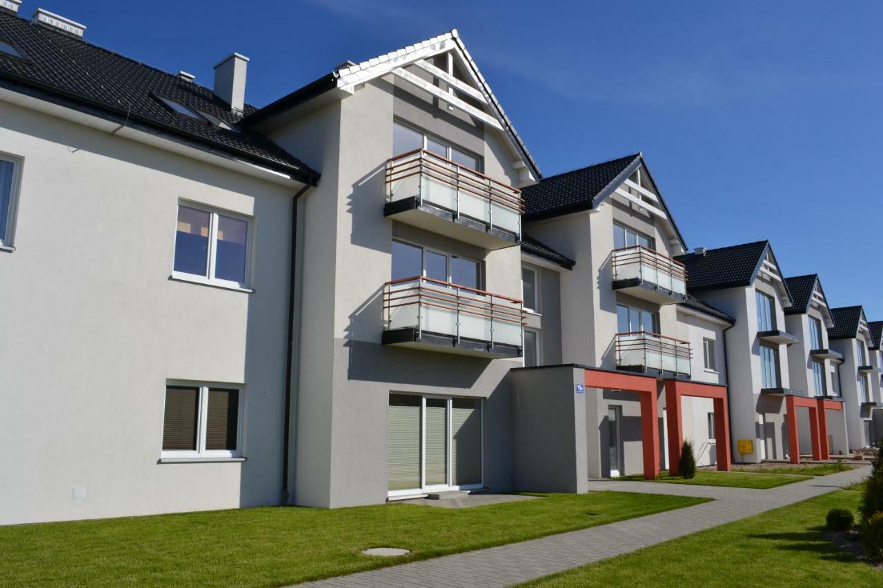 Darlowko Apartament Morski Екстериор снимка